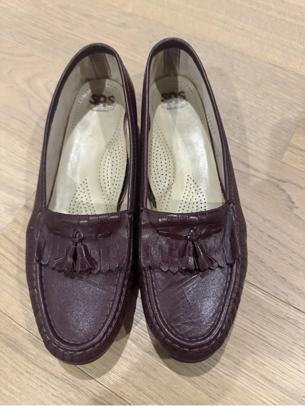 SAS Women’s Tripad Loafers Shoes Burgundy Slip On Tassel Moc Toe 9.5
